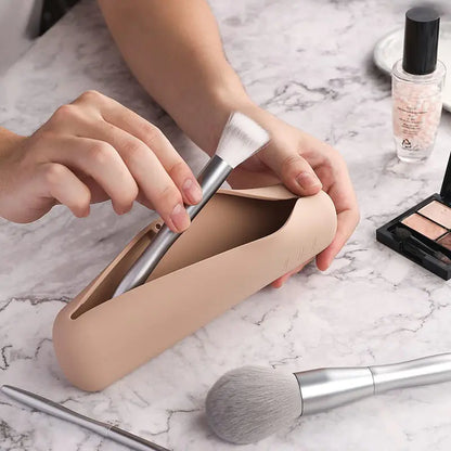 Eco-Friendly Silicone Makeup Sponge Holder